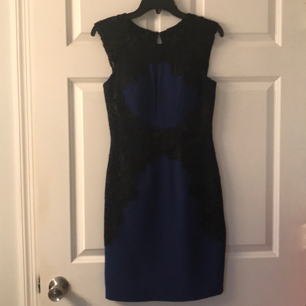 Women’s Betsey Adam Lace Knee Length Dress, Size 4